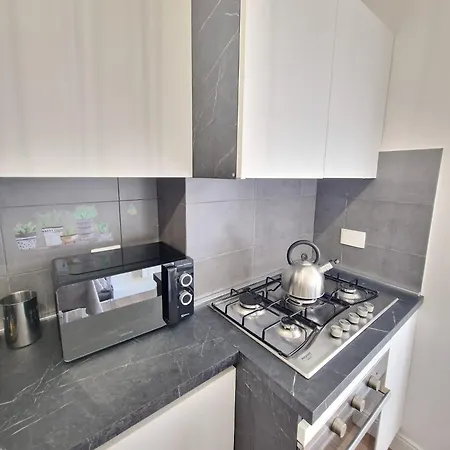 Apartment Aura Station Ciampino Ciampino